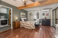 LakeMont, wifi, GENERATOR, King bd, FREE Lake access +A/C