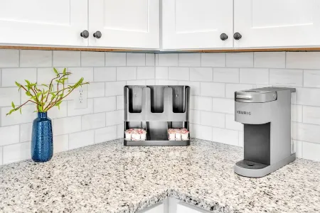 Pet-Friendly Greer Home: Near Airport & Downtown Отели в г. Грир