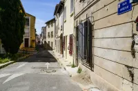 Charming town house Avignon intra muros