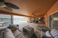 The Dolphin Inn with Views of Tampa Bay & Marina