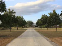 Castroville Modern Farm House Hotels in Medina County