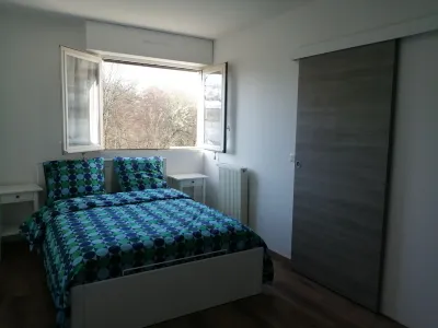 Completely renovated apartment Hotels near Melun