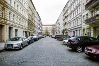 Sunny boutique studio in the center of Berlin