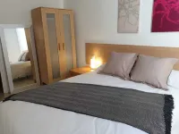 14 Comfortable Apartment in City