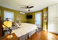 Downtown Boyne City, Spacious 5-Bedroom Home Close to Lake Charlevoix Beach