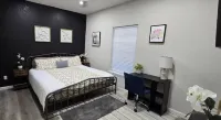 Cozy, Super Clean Home near Downtown/Riverwalk/ FT Sam Houston/ Alamodome/ ATT Hotels in West San Antonio