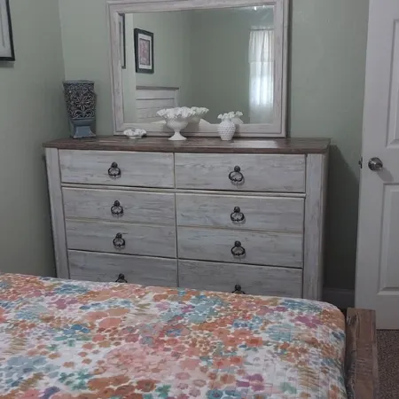 PRIVATE HOME Private pool, steps to the BEACH