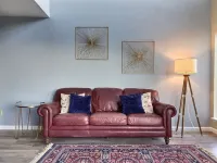 Gem of HSB:  3bdrm Hill Country Escape with Lake views !!