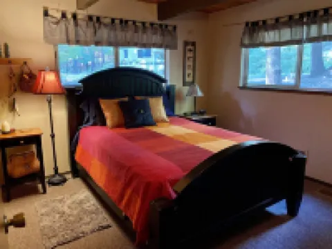 Nature Lover's Paradise: Luxurious The Shire - Cubs Crossing Chalet in Sierras