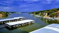 Waterfront Indian Pointe Condo, Views, Pools, Tennis and more. 17mm - Homestays