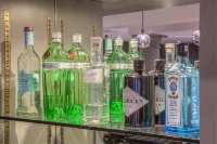 DoubleTree by Hilton Swindon - bar