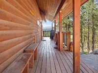Valley View Cabin, New Hot Tub, Close to Ski Lifts!