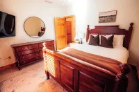 Cozy Cabin Retreat w/ Private Hot Tub NEAR SLOPES