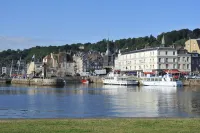 Remodeled waterfront romantic apartment downtown Honfleur. Panoramic sights - Boutique
