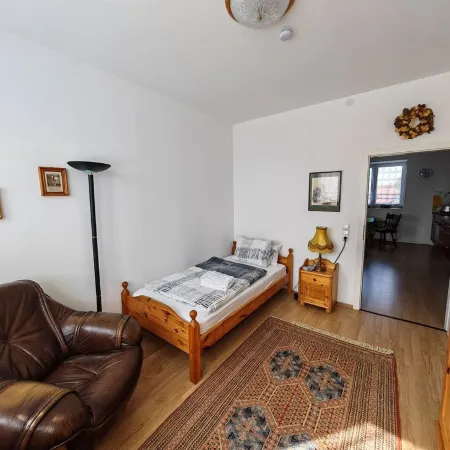 O3 - Gut Ausgestattete 180qm Wohnung Отели в г. Графенвёр