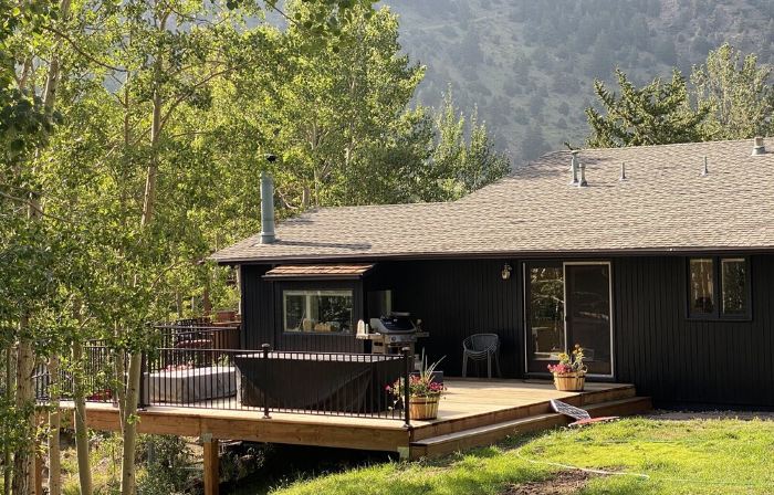 Large house in the mountains, (pre-approved dogs welcome