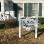 LA BELLE MAISON - Beautiful 1850 Historical home just across from Lions Park!