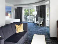 River's Edge Hotel Portland, Tapestry Collection by Hilton Hotels near Pendleton City Park