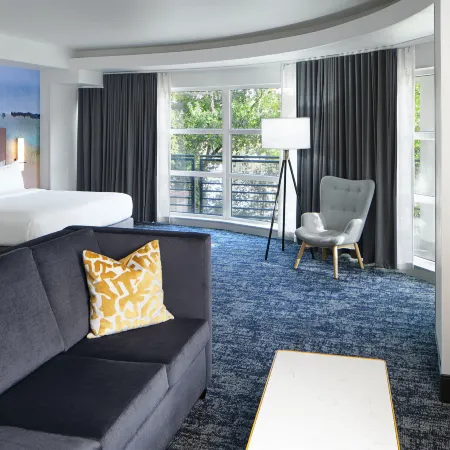 River's Edge Hotel Portland, Tapestry Collection by Hilton