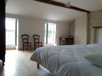 Magnificent gîte with private pool - 12 people - Gîtes Les Grandes Chaumes Hotel a Surgeres