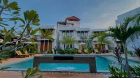 The R&B Boutique - Infinity Pools