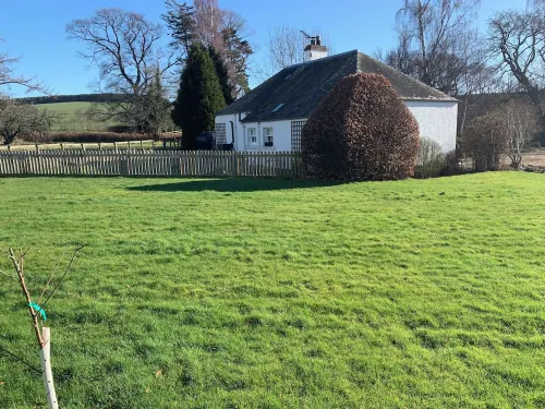 Stylish comfortable self catering cottage . In the heart of the Scottish Borders