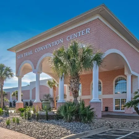 2nd floor 2 BR, 2 bath, Sunset Beach 5 mins from Ocean @ Sea Trail Golf Resort