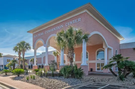 2nd floor 2 BR, 2 bath, Sunset Beach 5 mins from Ocean @ Sea Trail Golf Resort