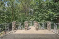 2 Story House with Gas Fireplace + Garage Parking