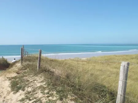 Logement à 200m de la Plage - Les Huttes