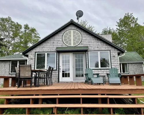 Downeast Maine Cottage with Water View Hotels in Steuben