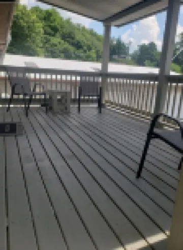 Downtown Tell City Upstairs Rental 2 Bed 2 Bath Wifi 30 minutes to Holiday World