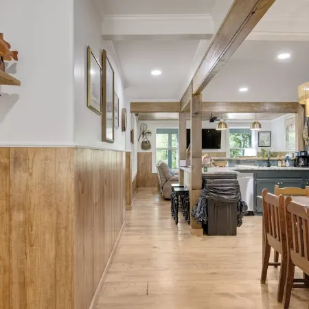 Newly Renovated Lakefront home with boat house, launch and 2 piers!
