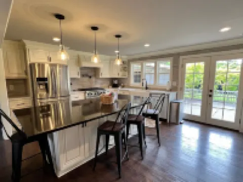 Edgewood Oasis 에지우드 호텔