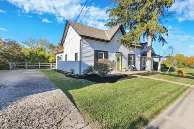 Sunshine House in Mason, Beautiful Cozy Cottage