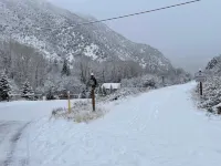 Top-notch comforts in a rural setting in Woody Creek on the River/close to Aspen