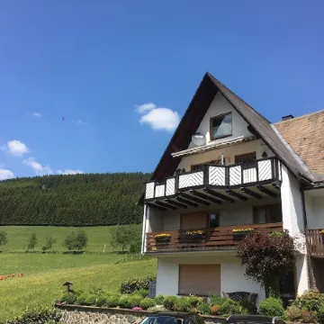 Panorama-FeWo Bei Winterberg, 2 -10 Pers., Box-Spring Beds, Wifi / Wlan