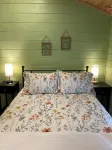 Welcome to Pine Cove! Adirondacks On Lake, Fireplace, Game room, 30 min to Gore