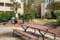 Dreamy HHI Retreat w/ Pool, Gym