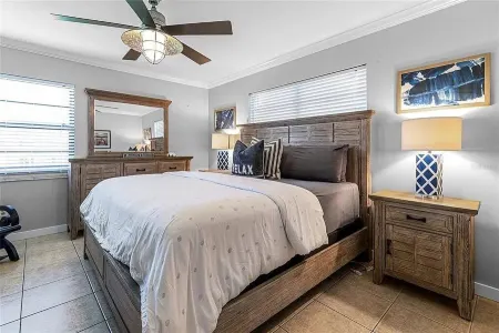 Steps from the stunning 'no-drive' section of New Smyrna Beach! Отели в г. Нью Смирна Бич