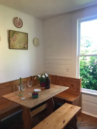 Vashon Farmhouse Отели рядом с достопримечательностью «Lavender Hills Farm»