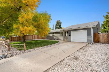 Relaxing Hot Tub! Great for Families or Business - Perfect Location!