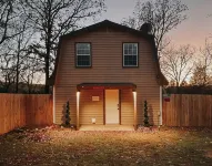 Little Piece of Heaven to retreat yourself 2 min from the Lake