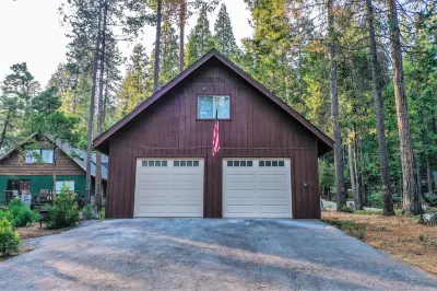 Blue Lake Springs A-Frame Of Mind Cabin in Arnold