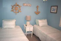 NEW LISTING!!!  Villas Quaint Coastal Cottage short drive to Beaches