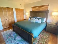 2-bedroom home on acreage in peaceful, rural area. Hotels in Bosque County