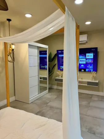 Tiny Tulum "Heart of Tampa Bay Hotspots & Airport"