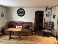 Cozy Nothwoods home next to ATV/Snowmobile trails Hotel a Forest County