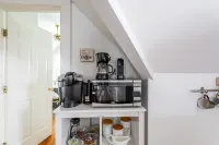 Modern + Spacious 5BR/2BA Home, Renovated Backyard