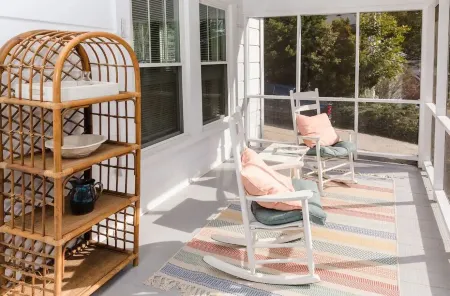 Closest to DOWNTOWN! Pet Friendly